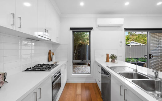 3/4 Baird Street, Maidstone, Vic 3012